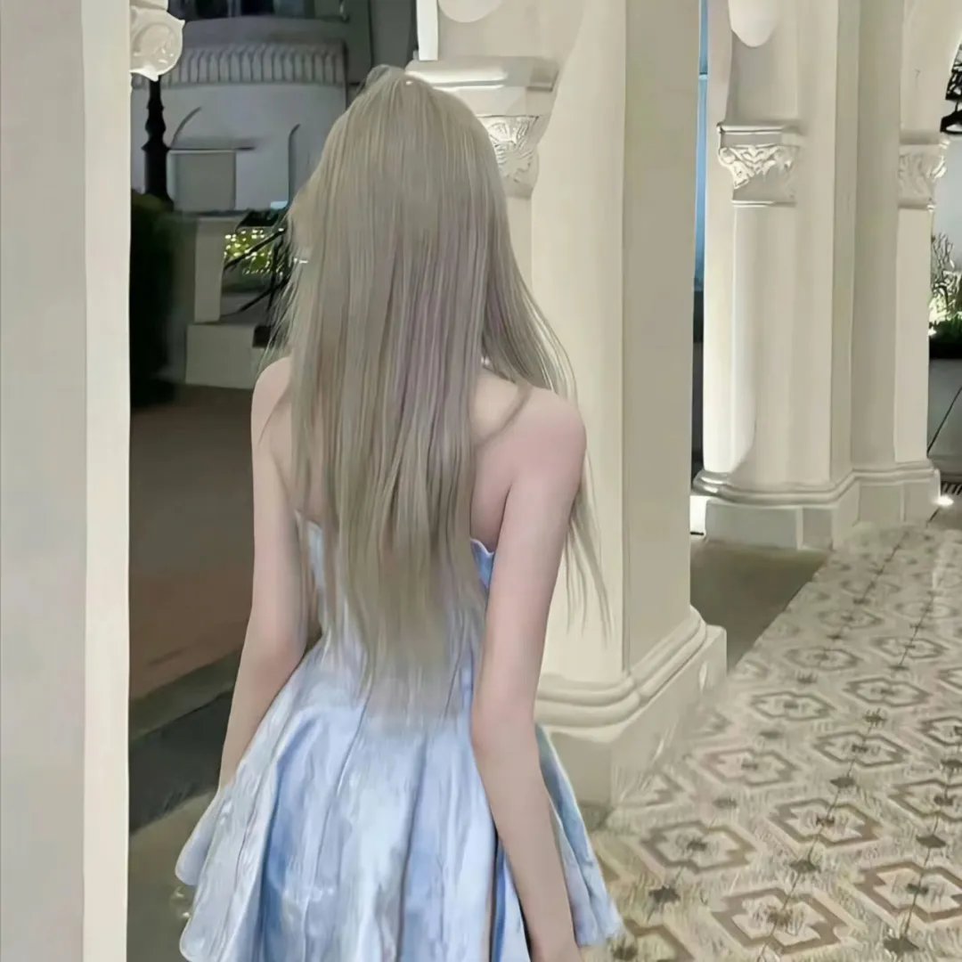 怪笑少女
